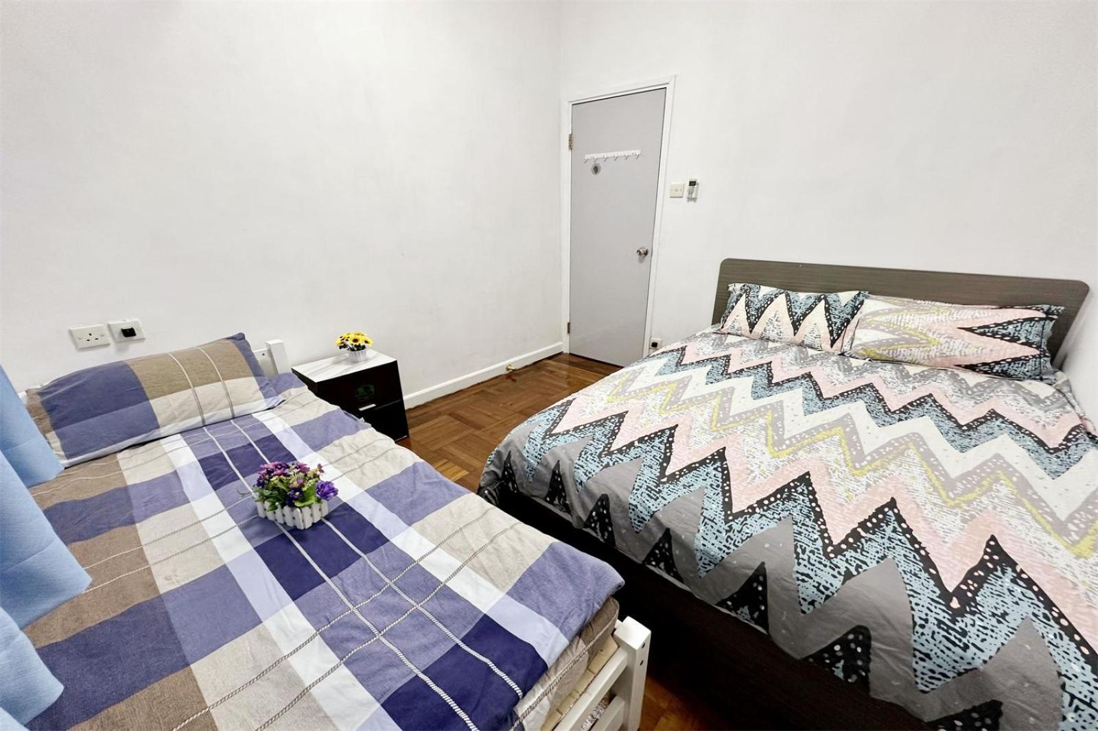 Fantastic Queen Beds, 4Rms Beside Mtr Grand 14Ppls 2 Bathrm Hong Kong Ngoại thất bức ảnh